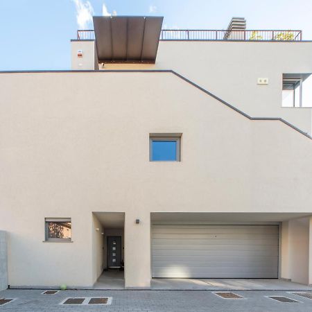Housmart Toscana 53 Black Boloňa Exteriér fotografie