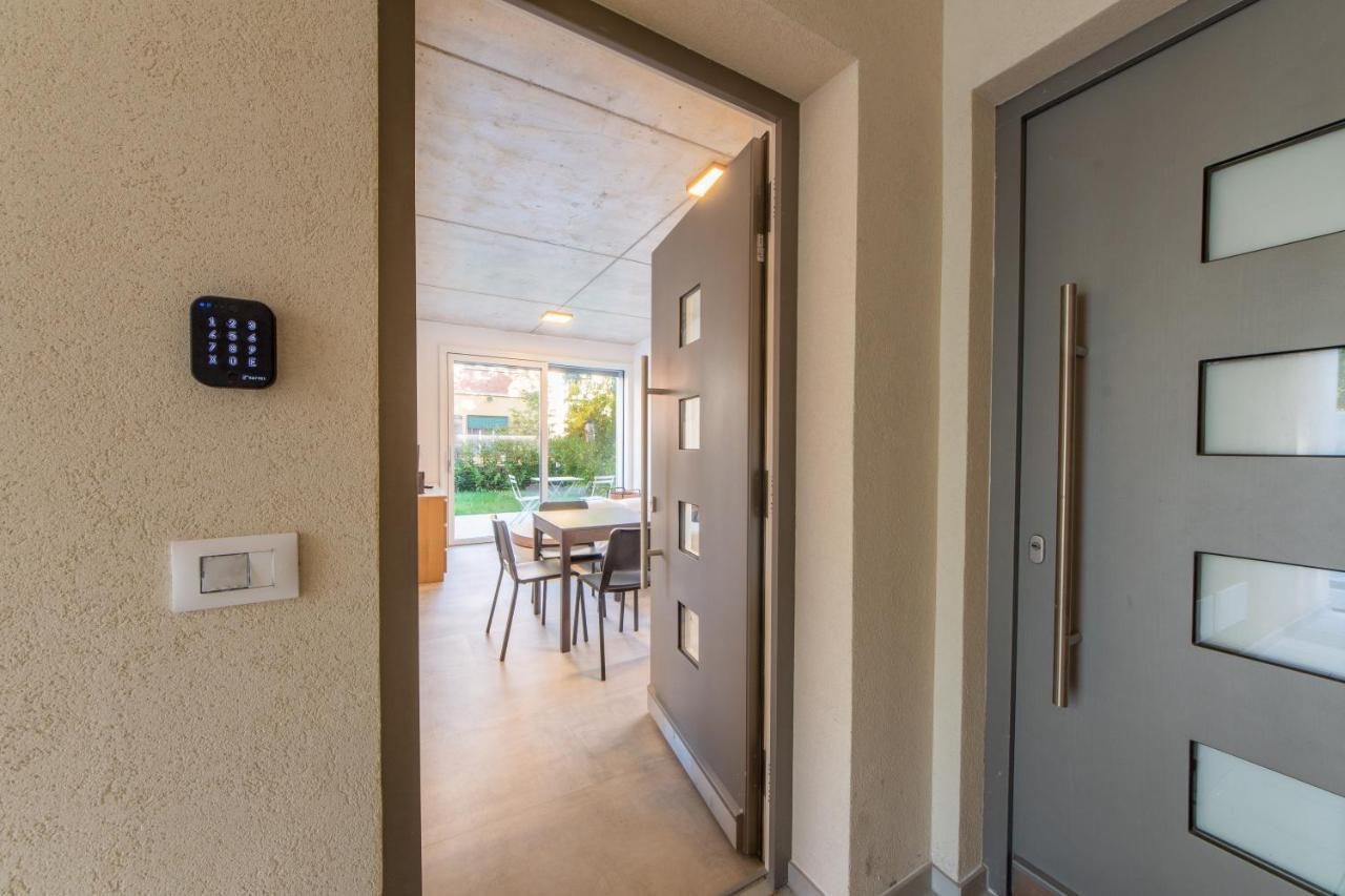 Housmart Toscana 53 Black Boloňa Exteriér fotografie