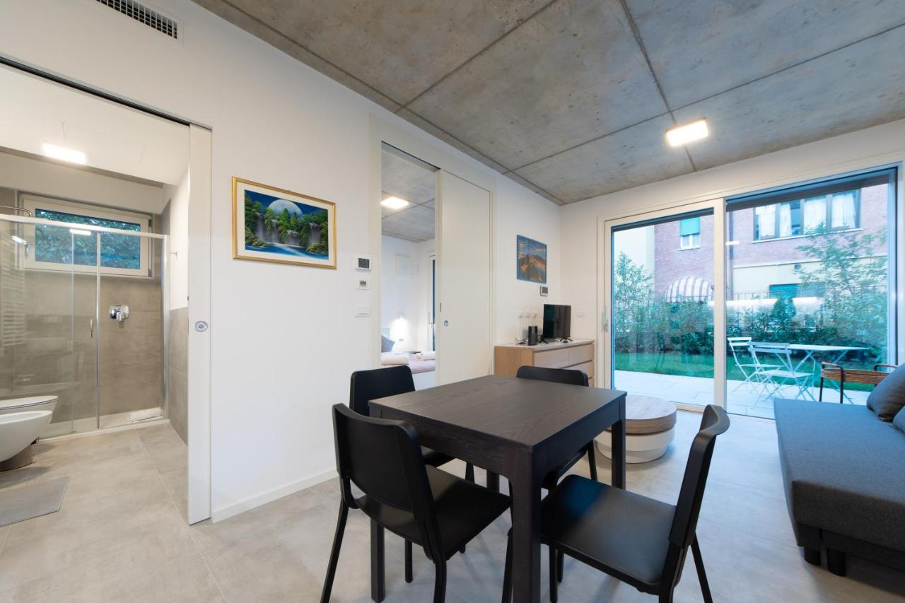 Housmart Toscana 53 Black Boloňa Exteriér fotografie